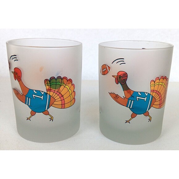 2 Culver Frosted Satin Old Fashioned Turkey Playing Football Glasses Tumblers - Picture 3 of 8